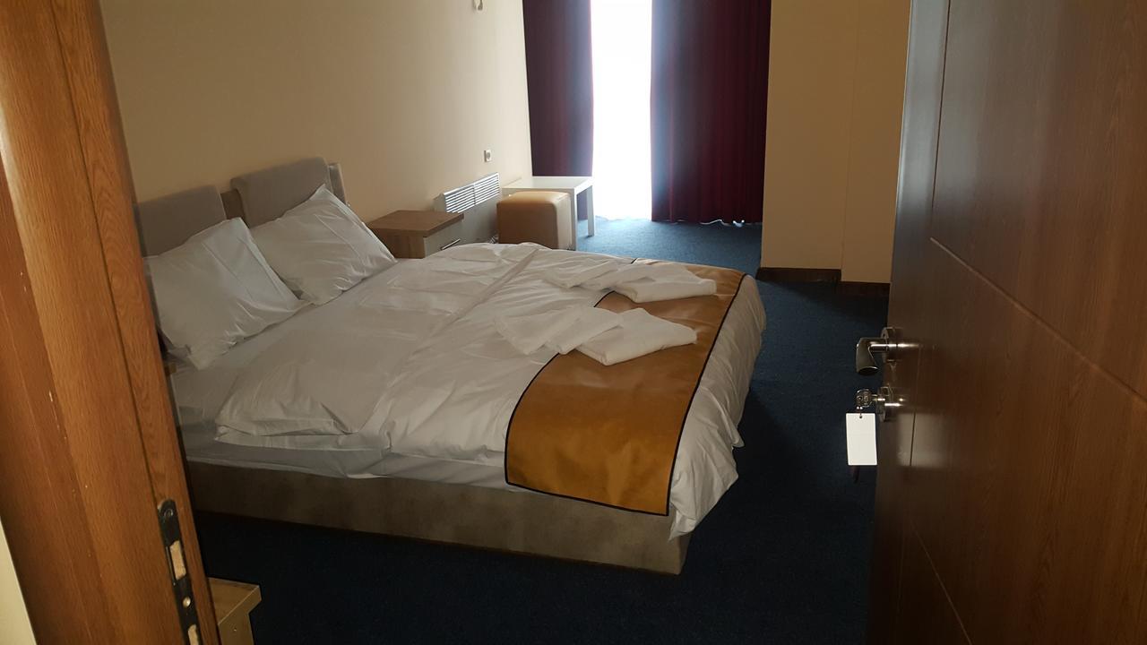 Hotel Panorama City Delcevo 外观 照片