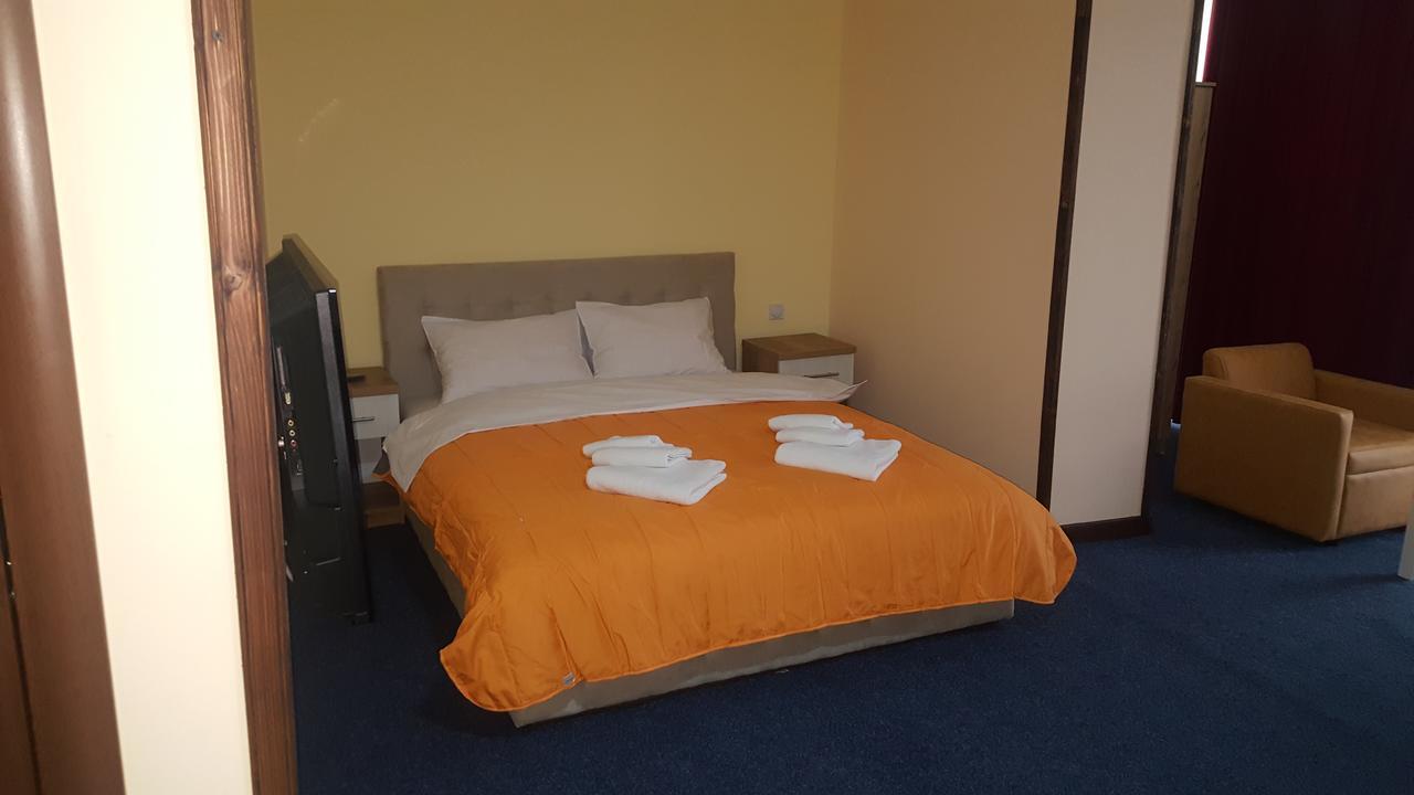 Hotel Panorama City Delcevo 外观 照片